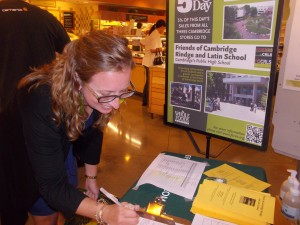 WF5percentday-CPSMathTeacher_signingin_RiverStreet
